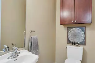 2147 N Talman Ave, Chicago, IL 60647 - Photo 11