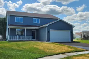 830 Bach Ct, Woodstock, IL 60098 - Photo 1