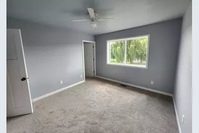 830 Bach Court, Woodstock, IL 60098 - Photo 13