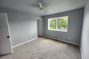 830 Bach Ct, Woodstock, IL 60098 - Photo 13