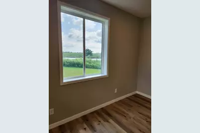 830 Bach Court, Woodstock, IL 60098 - Photo 5