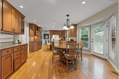 26W445 Churchill Road, Winfield, IL 60190 - Photo 11