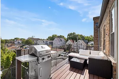3435 W Berteau Avenue #3C, Chicago, IL 60618 - Photo 15
