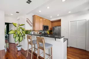 3435 W Berteau Ave, Chicago, IL 60618 - Photo 5