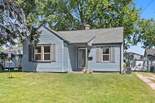 1016 S 6th St, Dekalb, IL 60115 - Photo 1