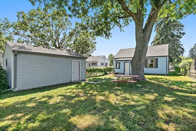 1016 S 6th Street, Dekalb, IL 60115 - Photo 13