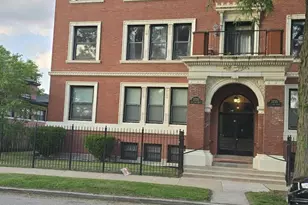 3733 S Lake Park Ave, Chicago, IL 60653 - Photo 1