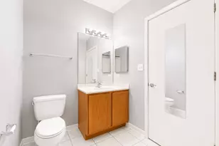 803 E 41st St, Chicago, IL 60653 - Photo 9