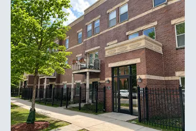 803 E 41st Street #1B, Chicago, IL 60653 - Photo 1