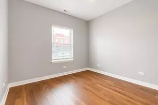 803 E 41st St, Chicago, IL 60653 - Photo 11