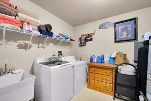 28W575 Barnes Ave, West Chicago, IL 60185 - Photo 13