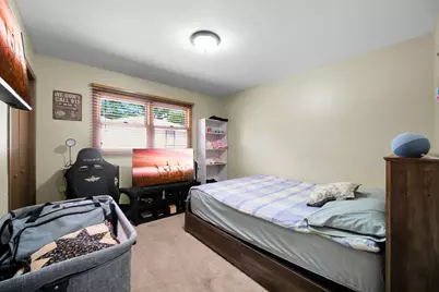 28W575 Barnes Avenue, West Chicago, IL 60185 - Photo 9