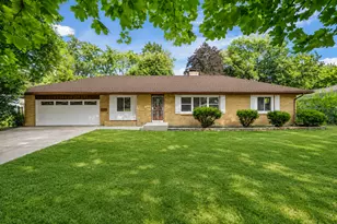 3223 Ruth St, Rockford, IL 61103 - Photo 1
