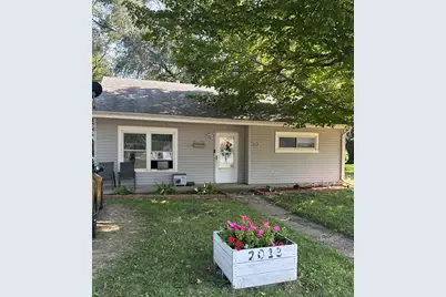 2013 Chestnut Avenue, Sterling, IL 61081 - Photo 1