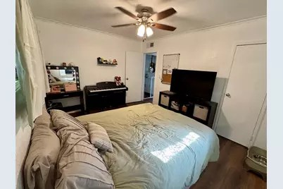 2013 Chestnut Avenue, Sterling, IL 61081 - Photo 9
