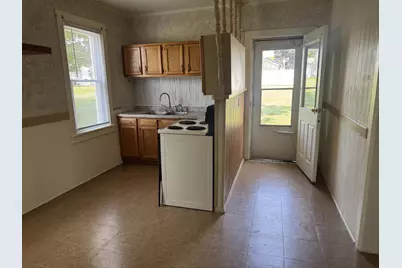 2317 2nd Street #1, Peru, IL 61354 - Photo 3
