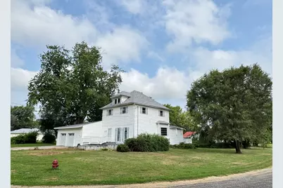 128 East North Railroad Street, Sheffield, IL 61361 - Photo 3