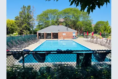 520 Biesterfield Road #117, Elk Grove Village, IL 60007 - Photo 17