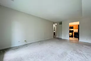 520 Biesterfield Rd, Elk Grove Village, IL 60007 - Photo 5