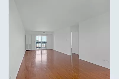 700 Perrie Drive #416, Elk Grove Village, IL 60007 - Photo 3