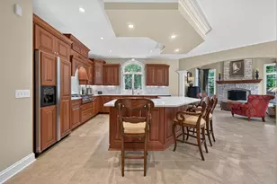 770 Reserve Ct, South Elgin, IL 60177 - Photo 13