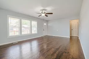 302 Freehauf St, Lemont, IL 60439 - Photo 15