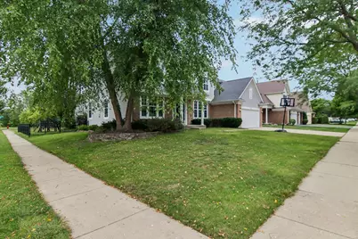 1201 Sterling Drive, Mundelein, IL 60060 - Photo 3