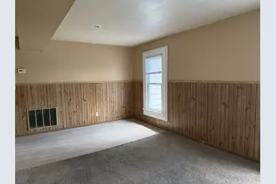 2317 2nd Street #2, Peru, IL 61354 - Photo 7