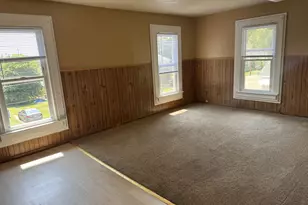 2317 2nd St, Peru, IL 61354 - Photo 9