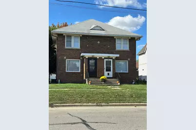 325 N 7th Street, Dekalb, IL 60115 - Photo 1