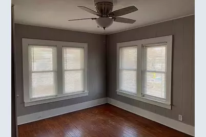 325 N 7th Street, Dekalb, IL 60115 - Photo 15