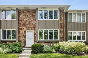 333 N Hale St, Wheaton, IL 60187 - Photo 1