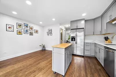 333 N Hale Street, Wheaton, IL 60187 - Photo 7