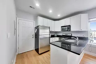 6815 N Lakewood Ave, Chicago, IL 60626 - Photo 15