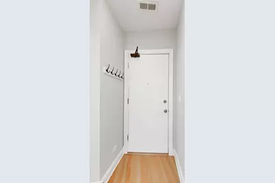 6815 N Lakewood Avenue #3N, Chicago, IL 60626 - Photo 9