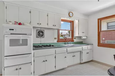 137 W Glengate Avenue, Chicago Heights, IL 60411 - Photo 9