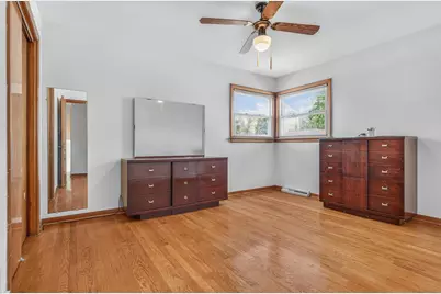 137 W Glengate Avenue, Chicago Heights, IL 60411 - Photo 15