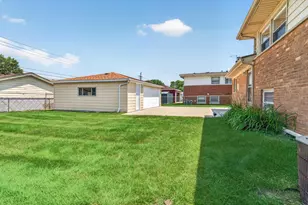 137 W Glengate Ave, Chicago Heights, IL 60411 - Photo 23