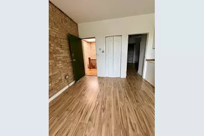 919 W Irving Park Road #3F, Chicago, IL 60613 - Photo 7