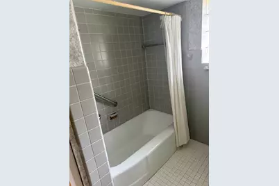435 S Stratford Avenue, Elmhurst, IL 60126 - Photo 23