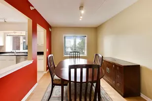201 N Vail Ave, Arlington Heights, IL 60004 - Photo 5