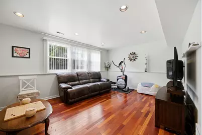 [Address not provided], Buffalo Grove, IL 60089 - Photo 25