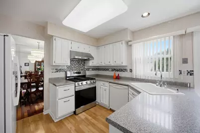 [Address not provided], Buffalo Grove, IL 60089 - Photo 13