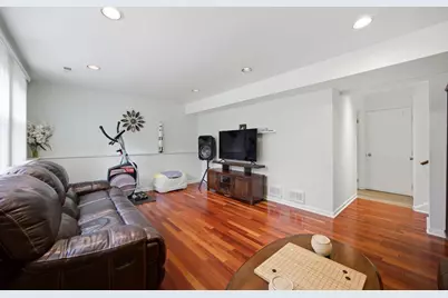 [Address not provided], Buffalo Grove, IL 60089 - Photo 27