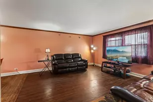 801 Sheridan Dr, Wauconda, IL 60084 - Photo 5