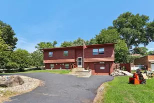 801 Sheridan Dr, Wauconda, IL 60084 - Photo 1
