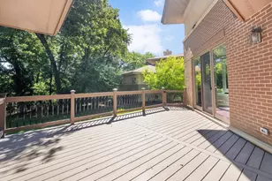 1411 Hawthorne Ln, Hinsdale, IL 60521 - Photo 43