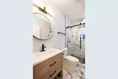 8416 Mansfield Avenue, Burbank, IL 60459 - Photo 13