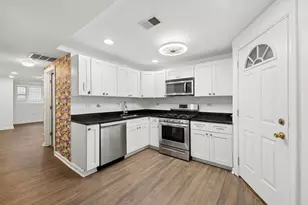3845 W Altgeld St, Chicago, IL 60647 - Photo 19