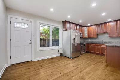 1715 W Thome Avenue, Chicago, IL 60660 - Photo 7